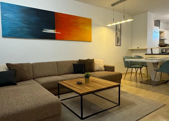 City Apartement Linz Fuer 5 Gaeste Mit Self-Checkin Und Kueche